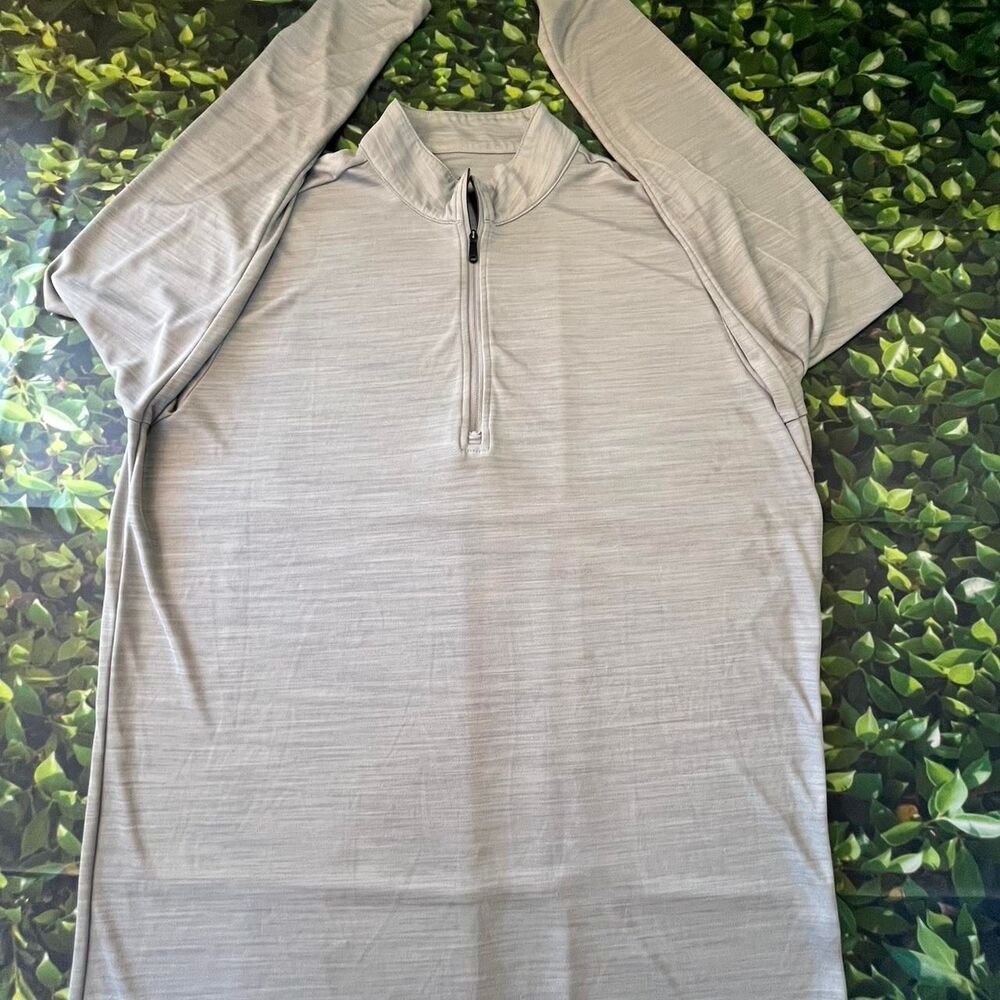 Adidas Men's Grey and Cream Sweatshirt